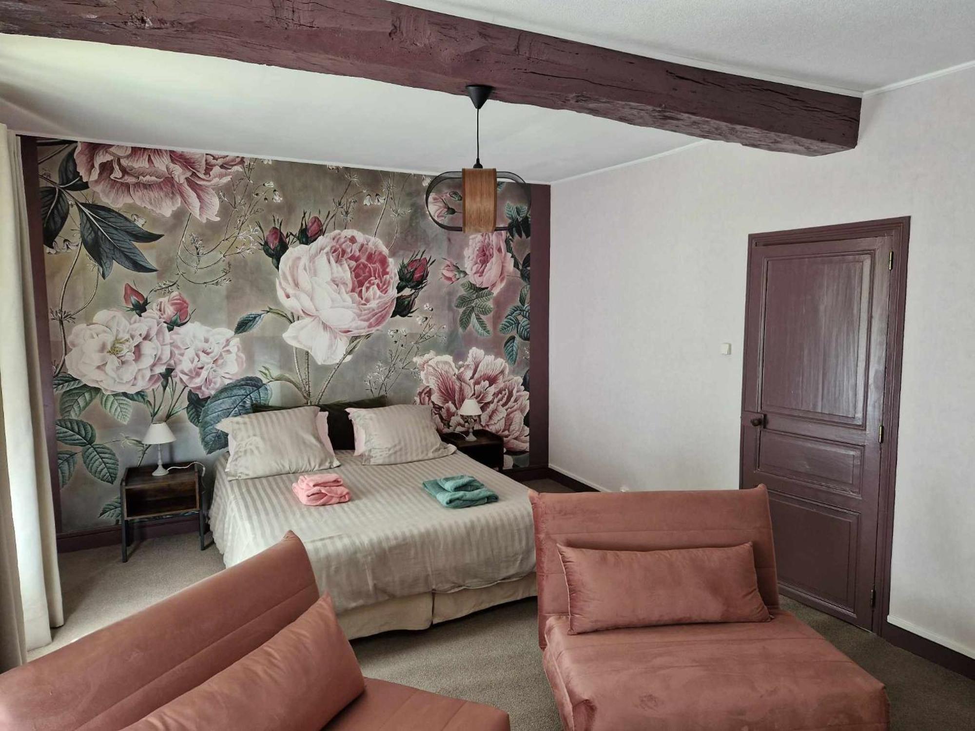 Escale Au Clos Saint Martin De Juillers Gites Et Chambres D'Hotes ภายนอก รูปภาพ