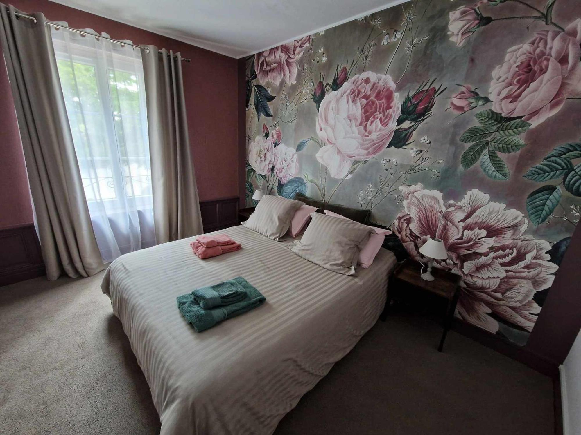 Escale Au Clos Saint Martin De Juillers Gites Et Chambres D'Hotes ภายนอก รูปภาพ